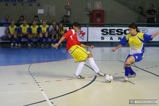 Jean Piaget fica com a última vaga para a semifinal da categoria Feminino